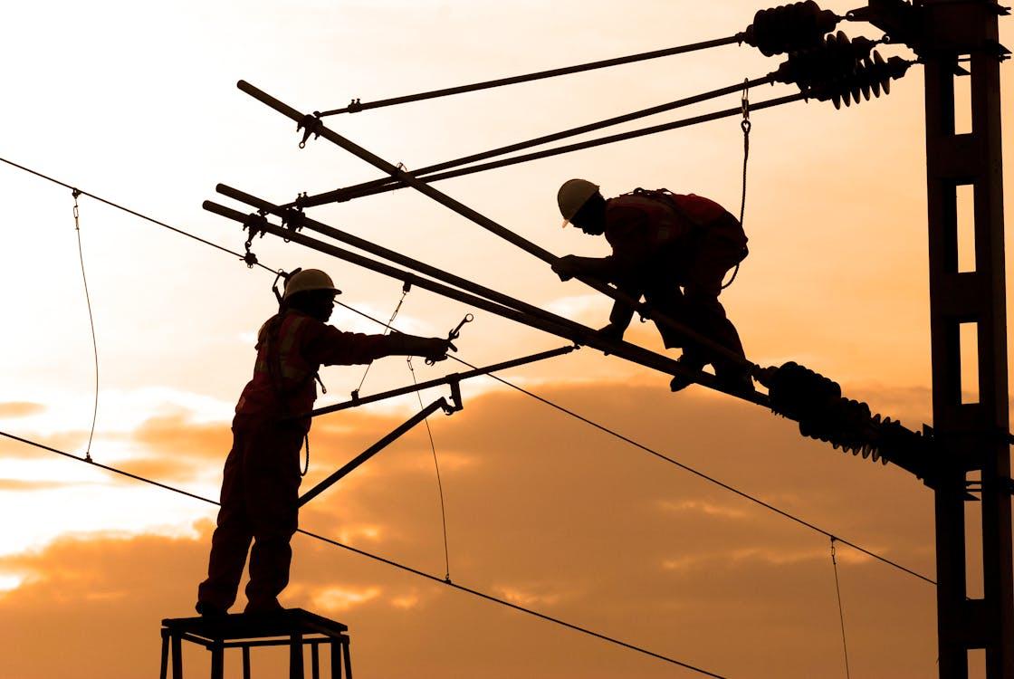 IBEW electrical workers