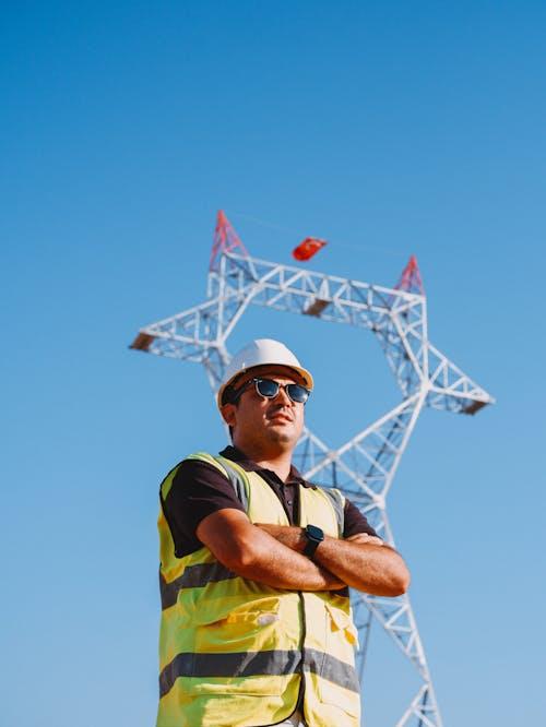 IBEW electrical worker
